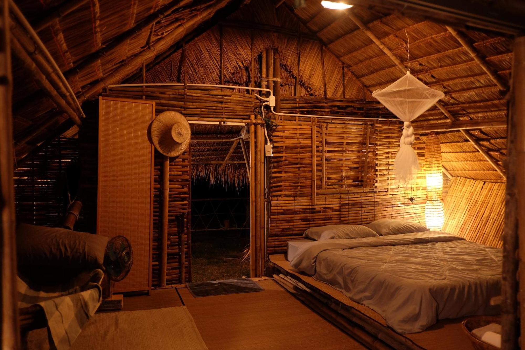 מלון Ratchaburi Royal Mountain Hut מראה חיצוני תמונה