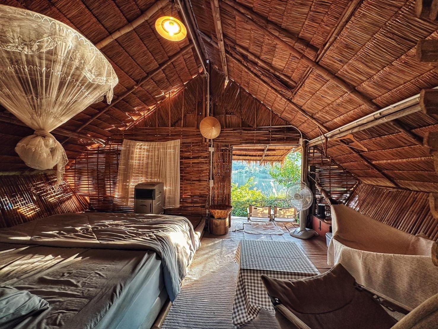 מלון Ratchaburi Royal Mountain Hut מראה חיצוני תמונה