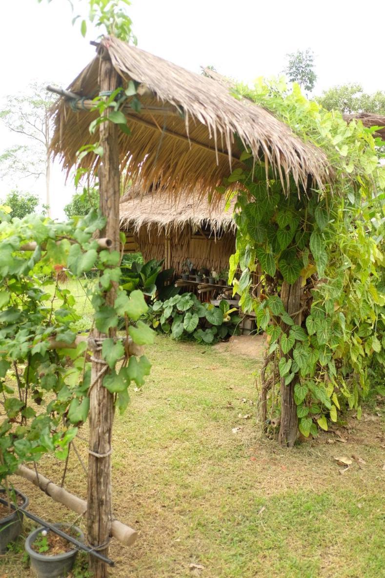 מלון Ratchaburi Royal Mountain Hut מראה חיצוני תמונה
