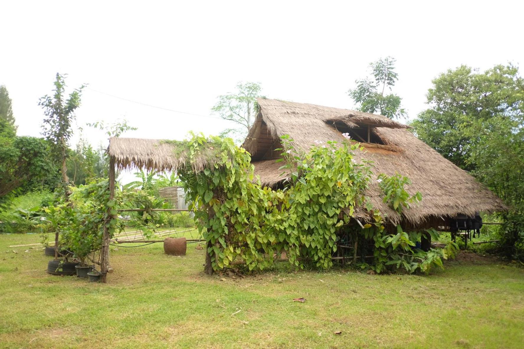 מלון Ratchaburi Royal Mountain Hut חדר תמונה